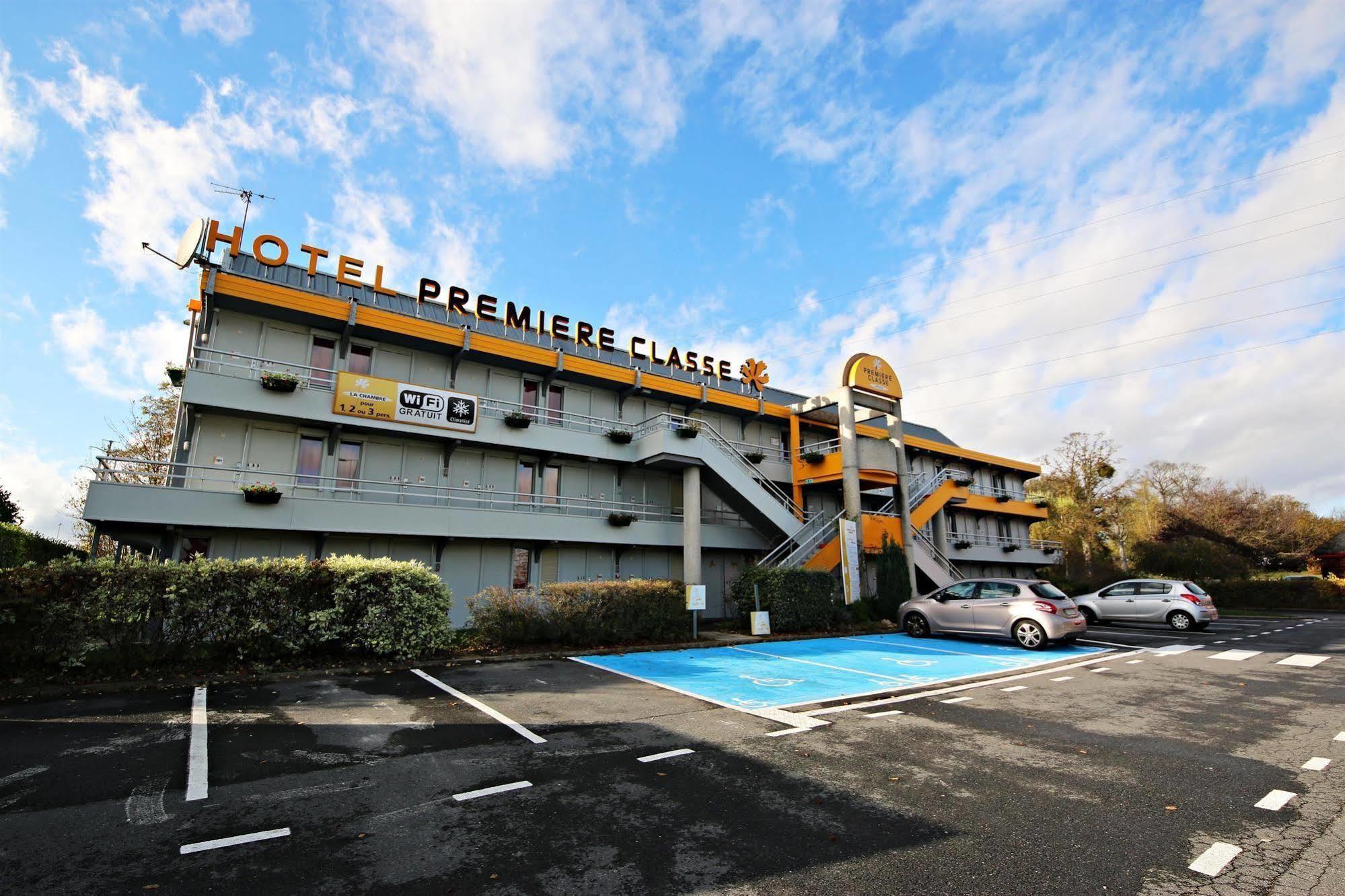 ホテル プレミア クラス ランス シュッド ブザンヌ エクステリア 写真